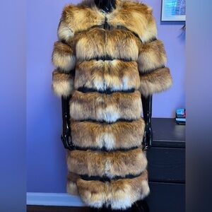 Luxurious Red Fox fur coat black leather zip closure Exquisite